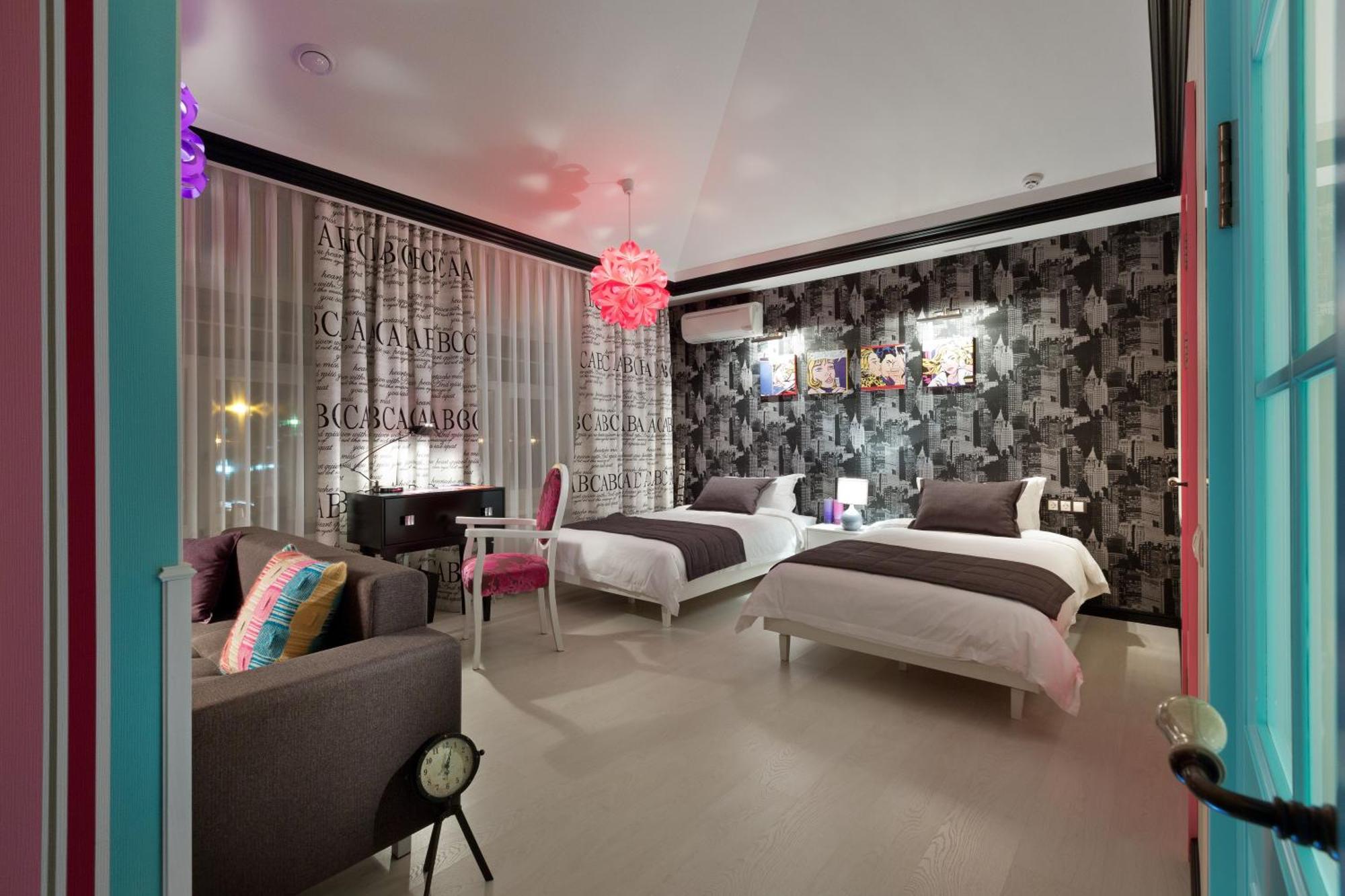 De Gaulle Boutique Hotel Kharkiv Eksteriør bilde