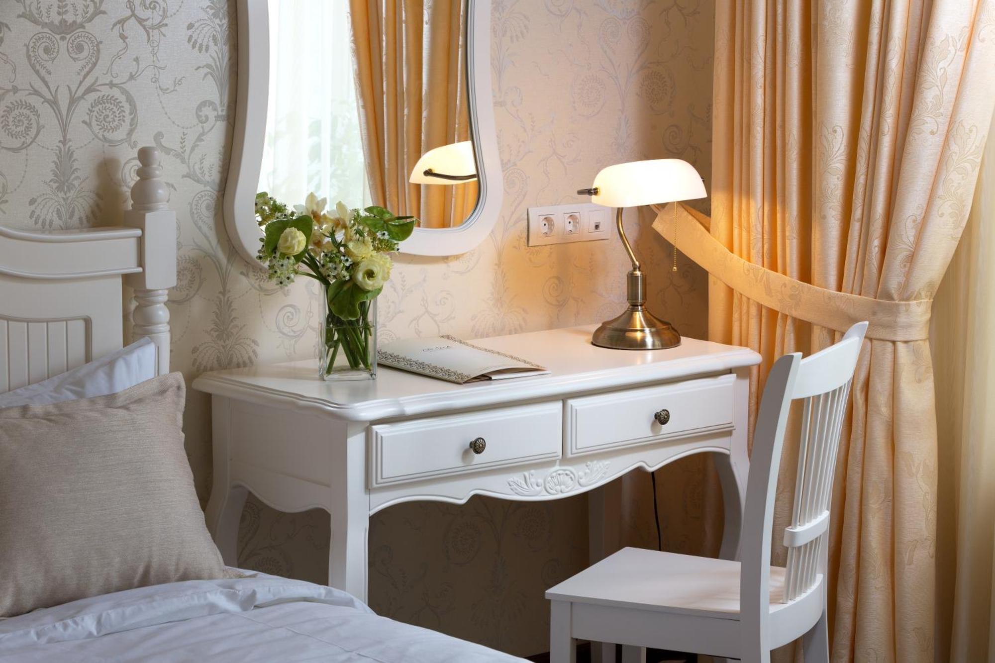 De Gaulle Boutique Hotel Kharkiv Eksteriør bilde