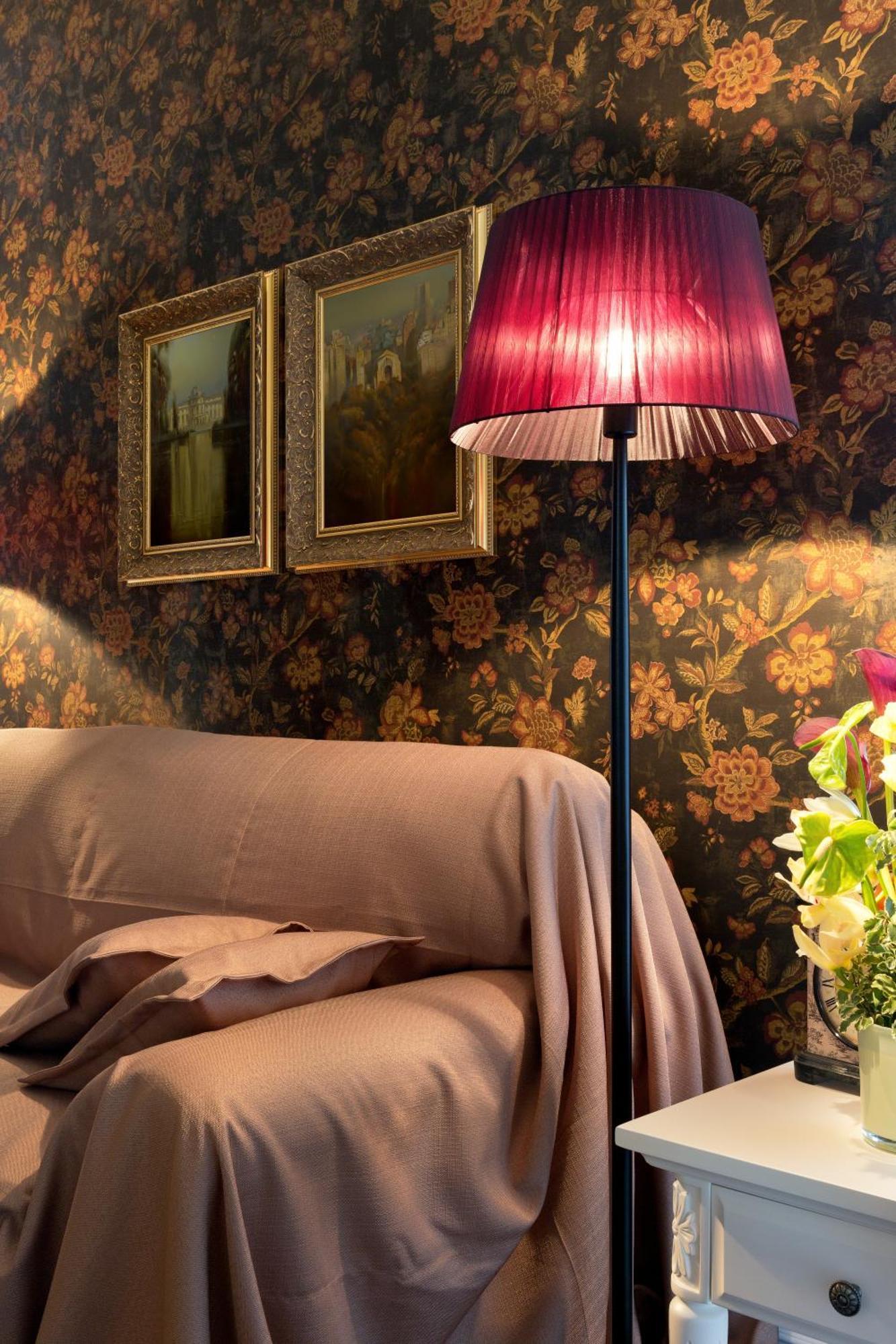 De Gaulle Boutique Hotel Kharkiv Eksteriør bilde