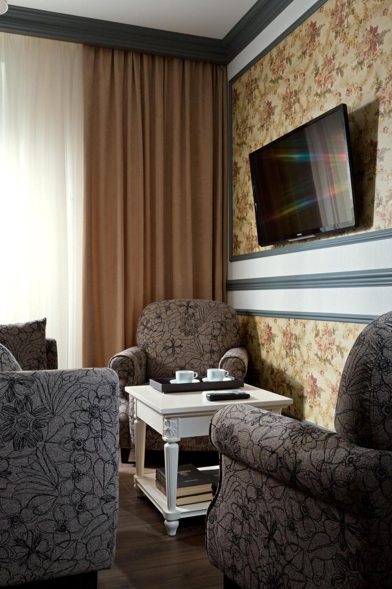 De Gaulle Boutique Hotel Kharkiv Eksteriør bilde